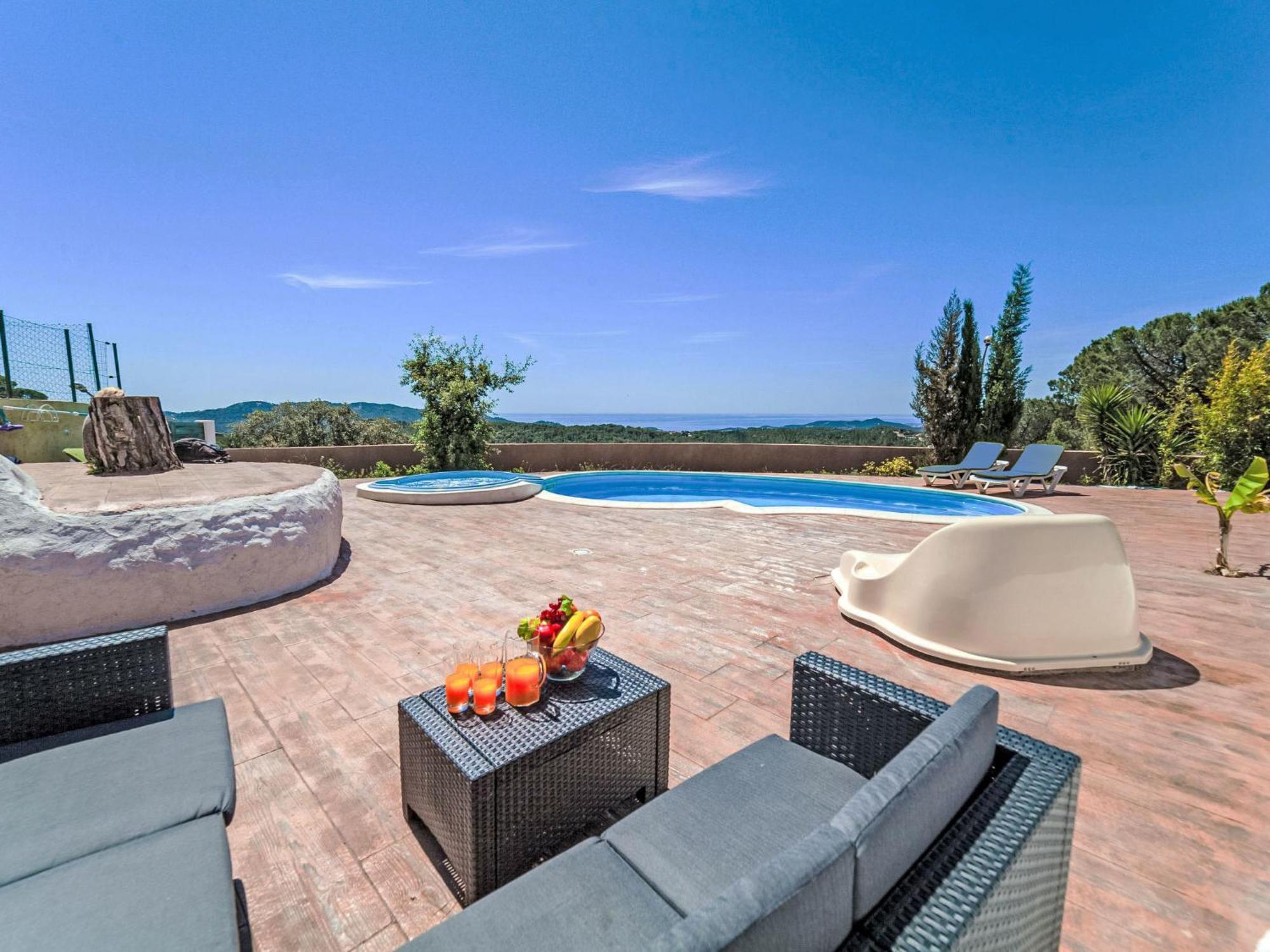 Mercury By Interhome Lloret de Mar